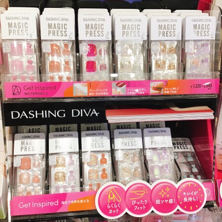 〈営業中!〉夏にぴったり🐠🌺フット用ネイルチップ😍