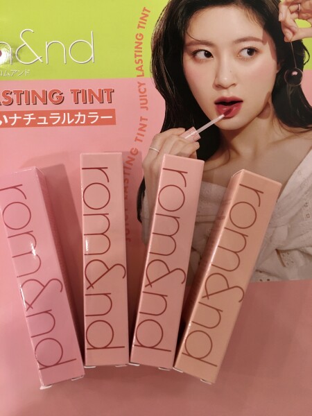 大大人気ロムアンドから新色リップが発売!