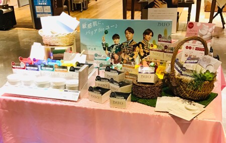 【期間限定】デュオ本兄弟(KinKi Kids)等身大パネル置いてます♡DUO♡