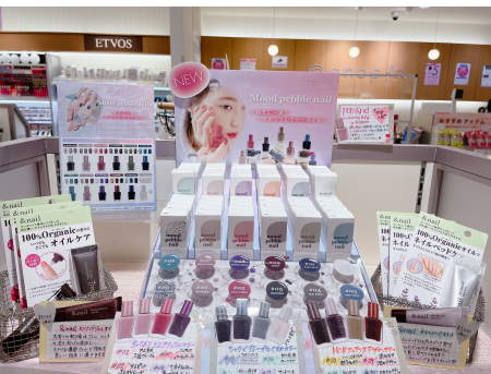 ♡お待たせいたしました♡ロムアンド ムードペブルネイル
