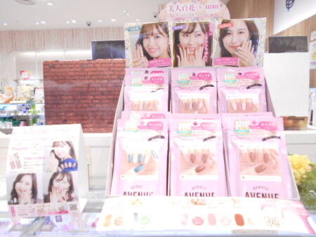 美人百花コラボ🌼簡単ネイルシール💅