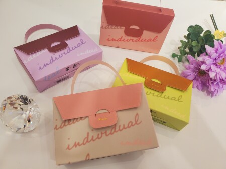 がまぐち型👛の可愛いアイシャドウ💟💟