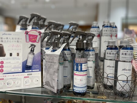 髪の毛にも導入液を!!